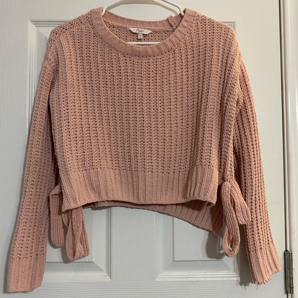 pink shirt